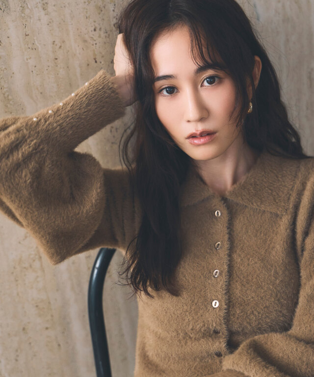 【前田敦子さんカタログ着用】シャギーペプラムカーディガン（うさぎニット）