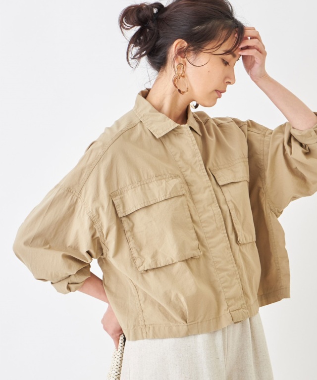 バックシャーリングショートジャケット