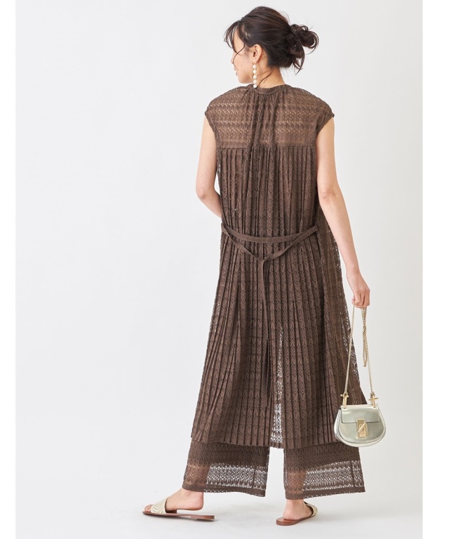 バックプリーツニットレースワンピース