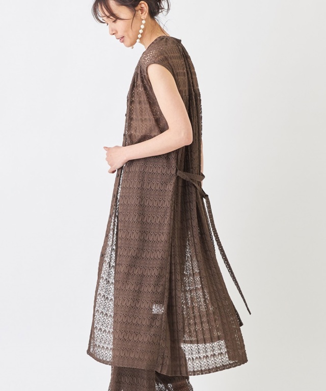 バックプリーツニットレースワンピース