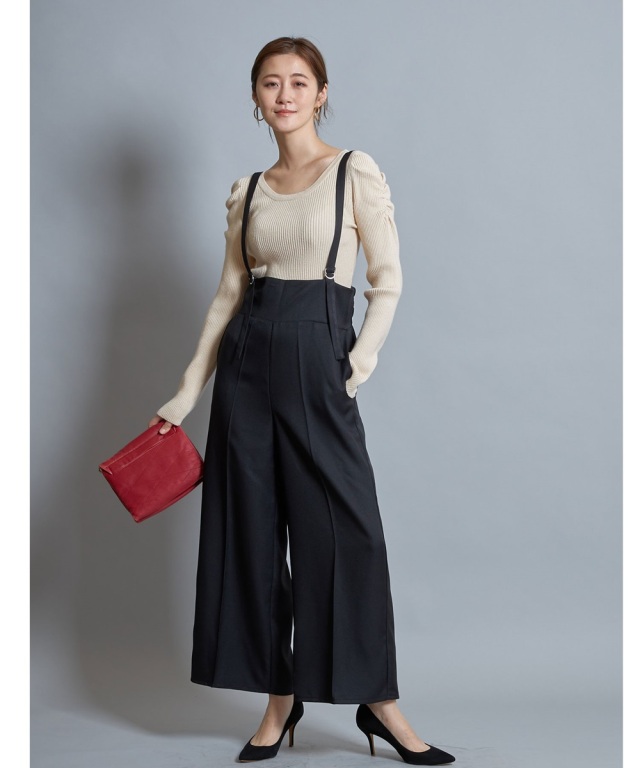 サス付きハイウエストパンツ