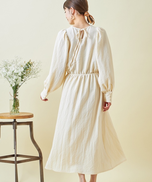 シャーリングワンピース 一部の店舗のみ入荷