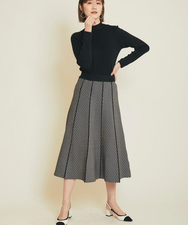 るんるんば様② C6431 配色ニット×スカートコーデ るんるんば様②