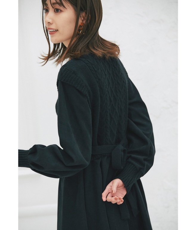 ドッキングケーブルニットワンピース《一部の店舗のみ入荷》