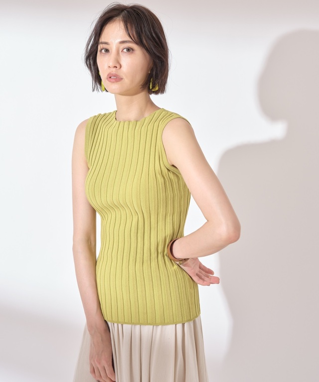 成瀬愛里さん着用】ピッチリブノースリーブプルオーバー