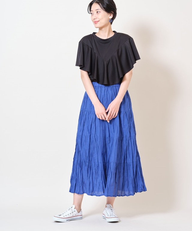 デコルテフリルトップス《一部の店舗のみ入荷》
