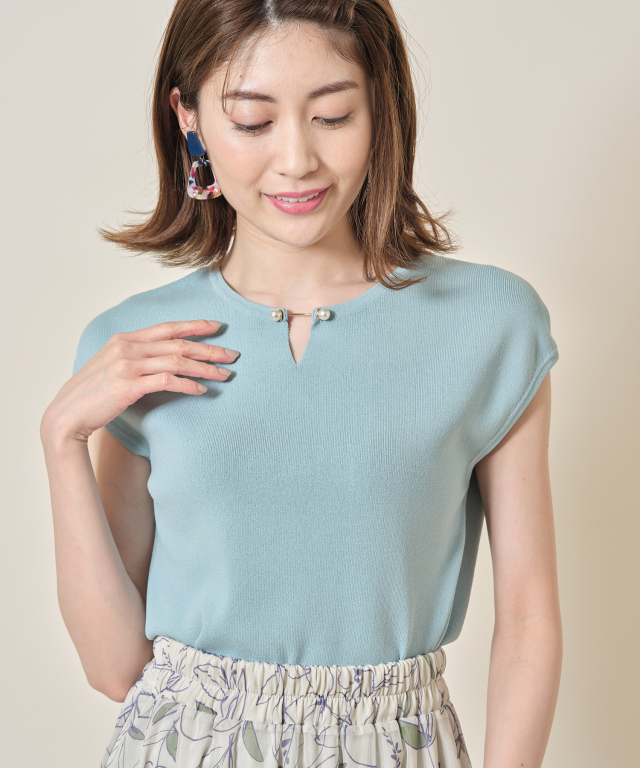 【美品】フレンチスリーブプルオーバー フレンチスリーブプルオーバー《一部の店舗のみ入荷》