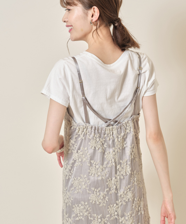 刺繍キャミワンピース《一部の店舗のみ入荷》
