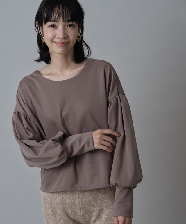 ポンチボリュームスリーブプルオーバー※一部店舗のみ入荷