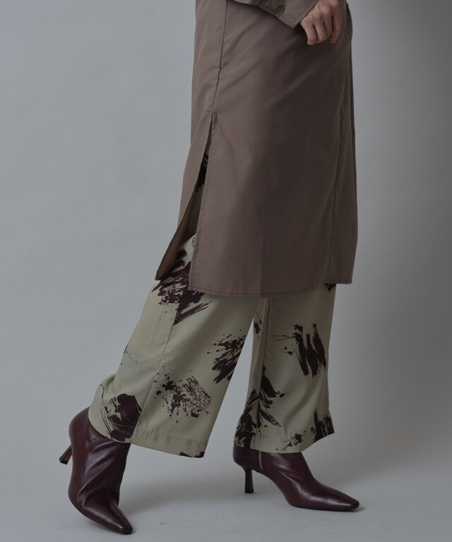 ペイントプリントパンツ※一部店舗のみ入荷