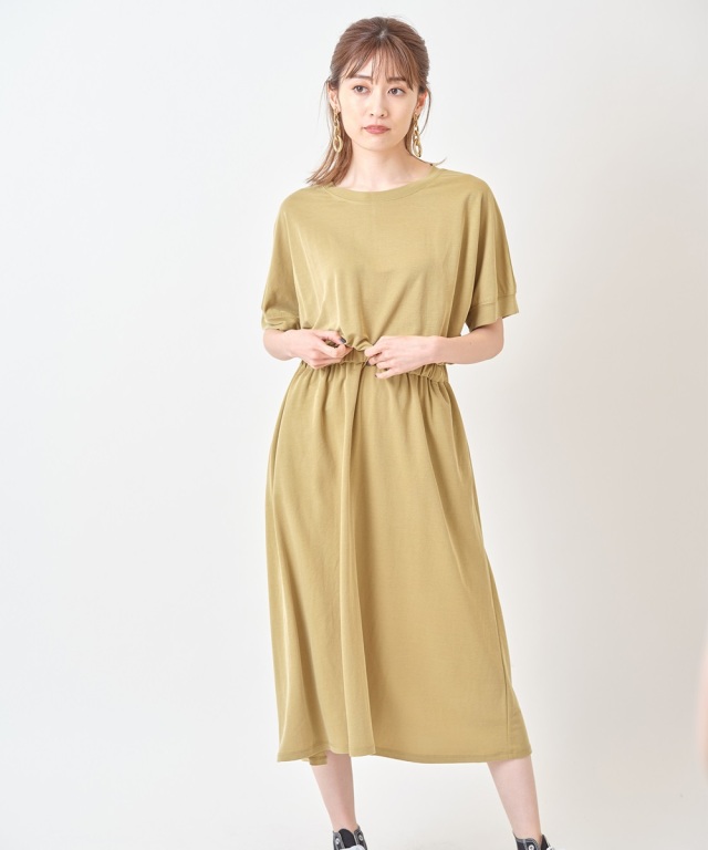 ドルマンスリーブカットワンピース※一部店舗のみ入荷