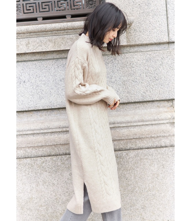 ケーブル柄ニットワンピース※一部店舗のみ入荷