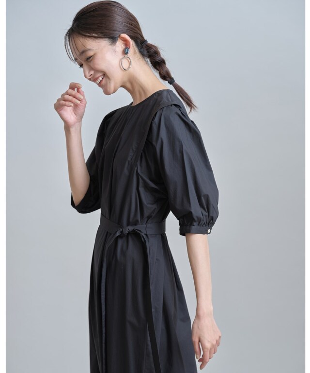 ショルダータックタイプライターワンピース※一部店舗のみ入荷