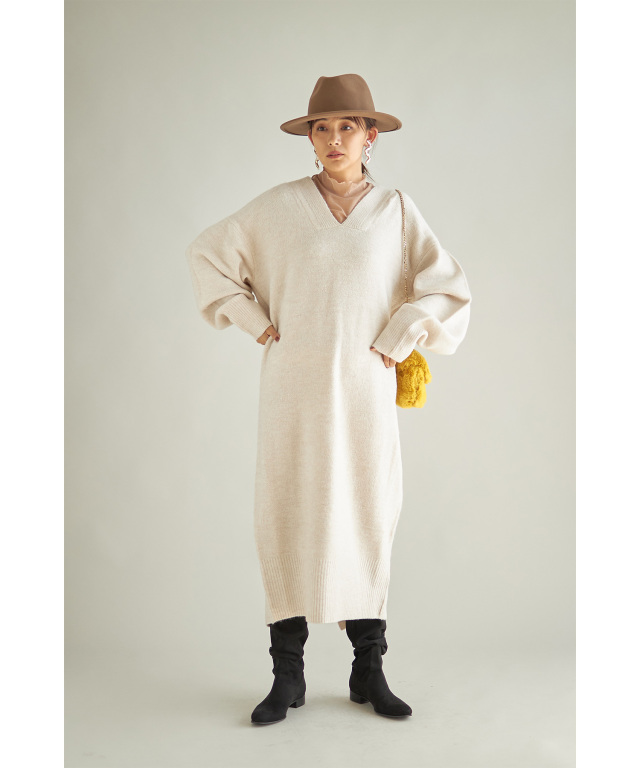 天竺深Vネックニットワンピース※一部店舗のみ入荷