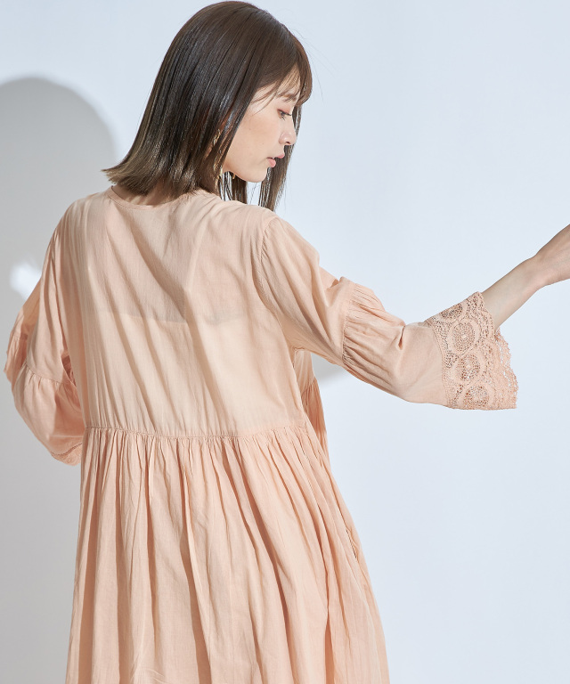 コットンボイル＋リバーレースワンピース※一部店舗のみ入荷