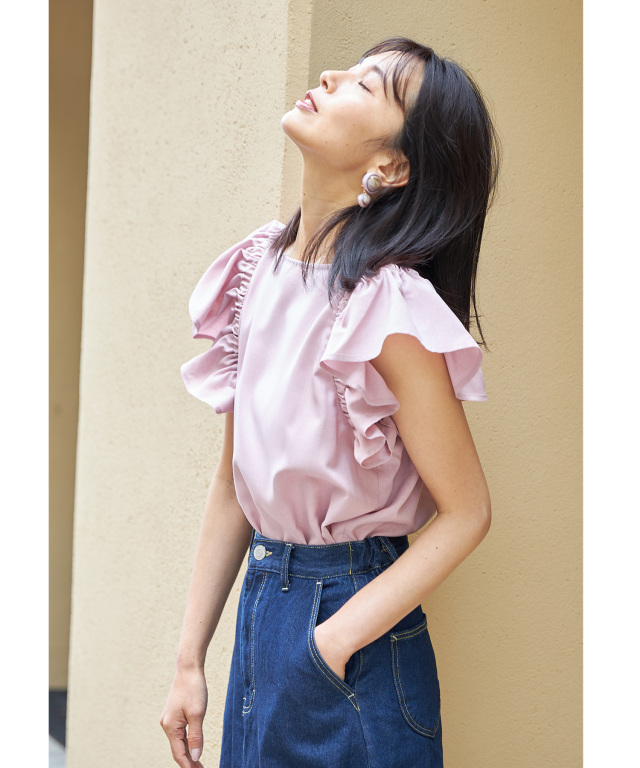 ✨美品✨【MAGALI】リネン アンティーク フリル袖ブラウス ✨美品✨【MAGALI】リネン アンティーク フリル袖ブラウス