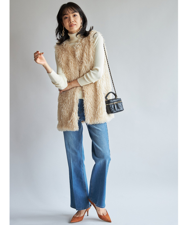 プードルボアミドル丈ベスト※一部店舗のみ入荷