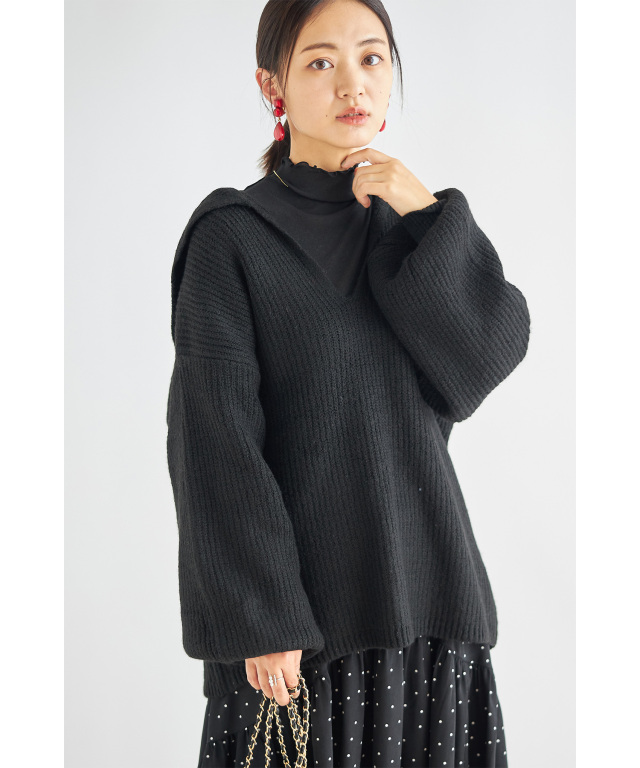 お色は濃いボルドー色で控えめなカラーです。たっぷりで中に厚めのセーターも着れます お色は濃いボルドー色で控えめなカラーです。たっぷりで中に厚め