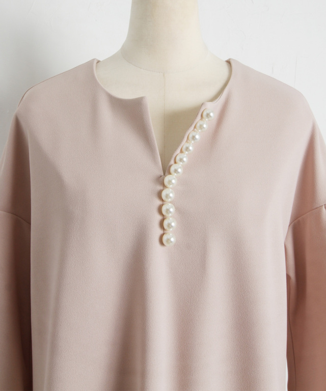 パールネックワンピース※一部店舗のみ入荷