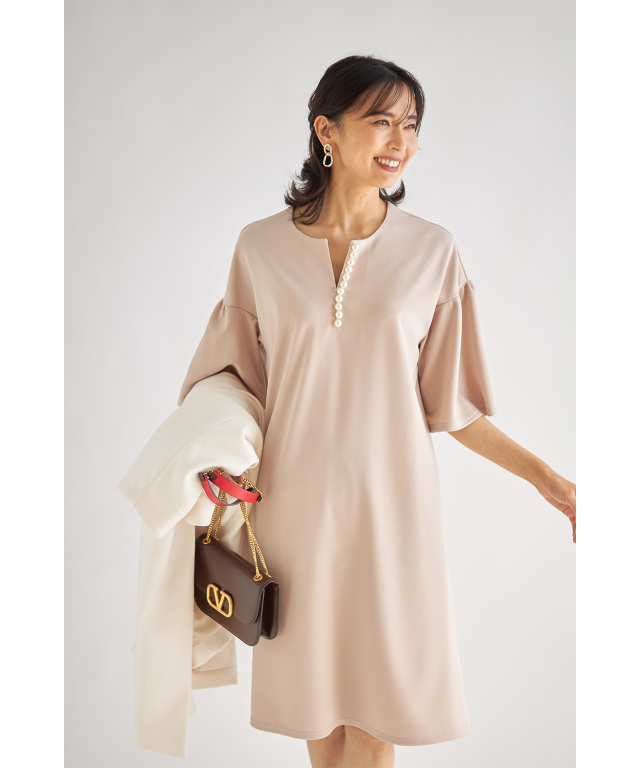 パールネックワンピース※一部店舗のみ入荷