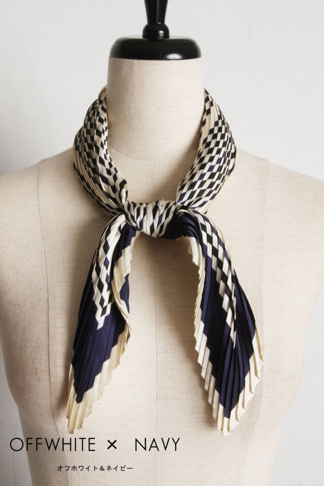 プリーツ加工スカーフ※一部店舗のみ入荷