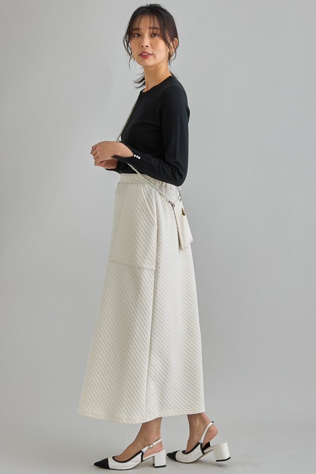 ダイヤ柄キルティングスカート※一部店舗のみ入荷