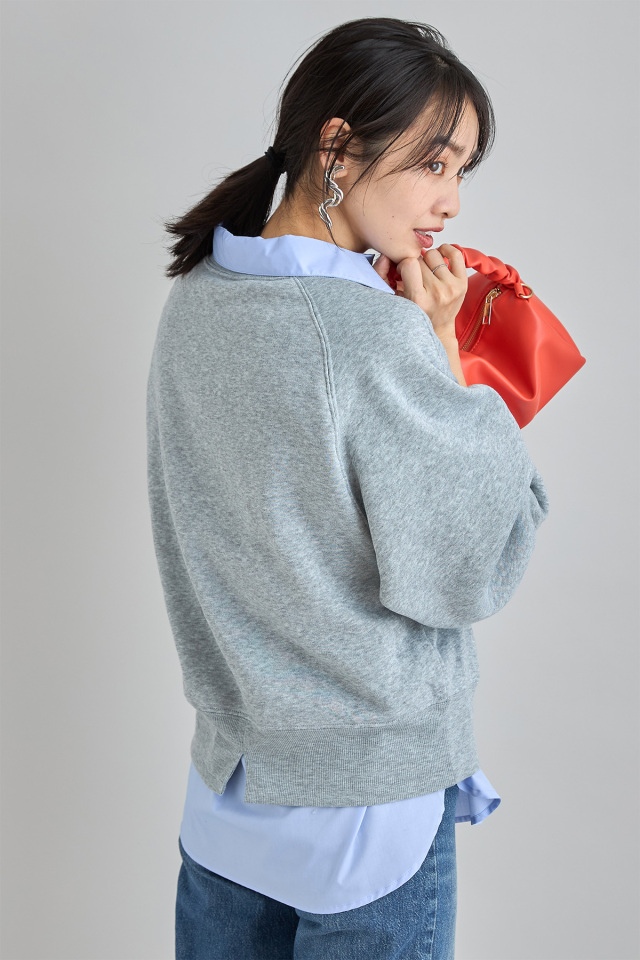 ふわ軽裏起毛スウェットラグランプルオーバー