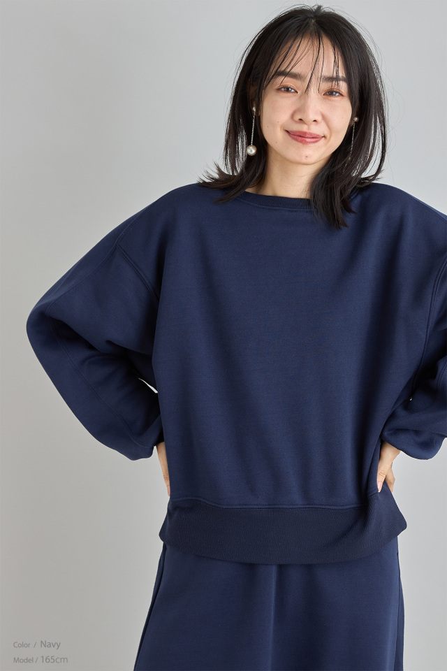 ふわ軽裏起毛スウェットラグランプルオーバー