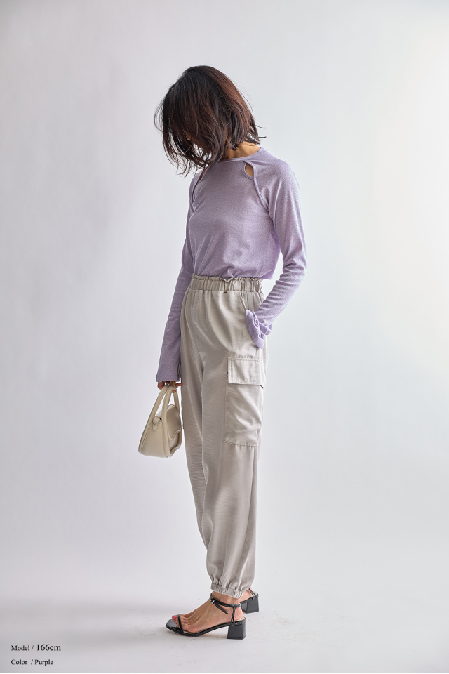 ラメリブカットアウトフレアスリーブトップス※一部店舗のみ入荷