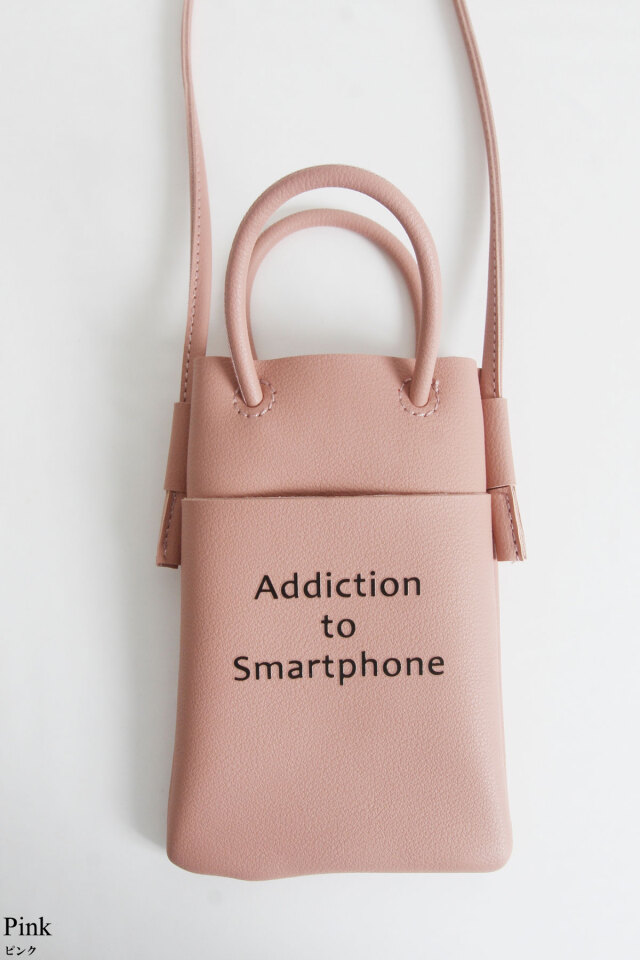 スマートフォンショルダーポーチ※一部店舗のみ入荷