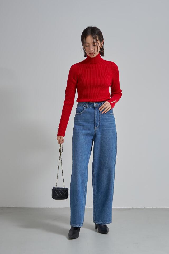 袖メタルボタンタートルリブニット