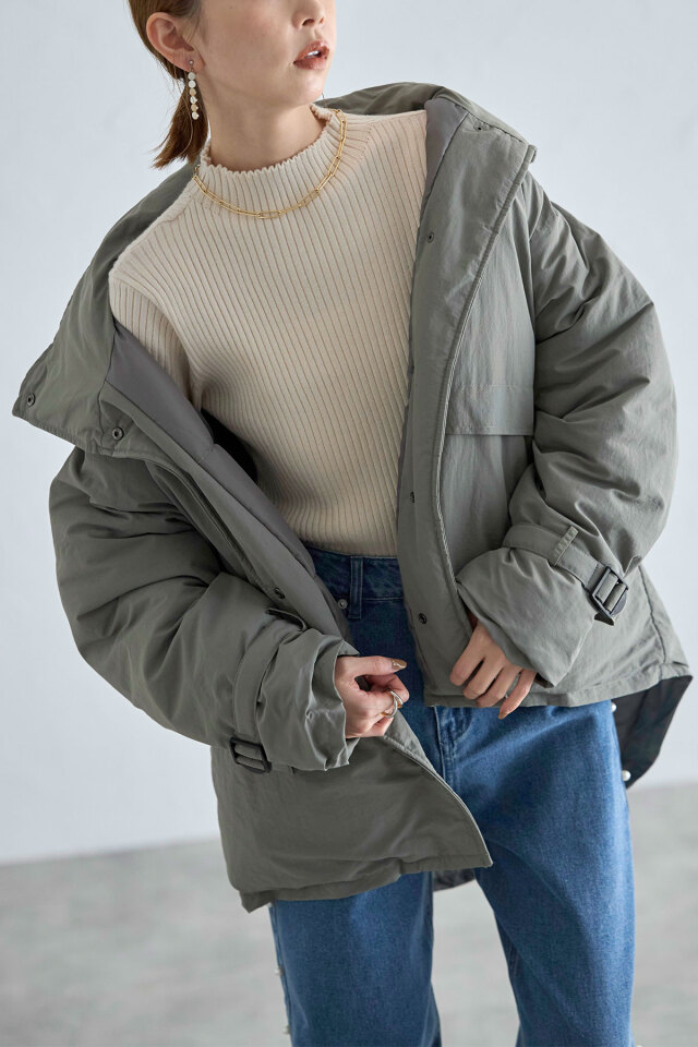 スタンドベルトフェイクダウンジャケット※一部店舗のみ入荷