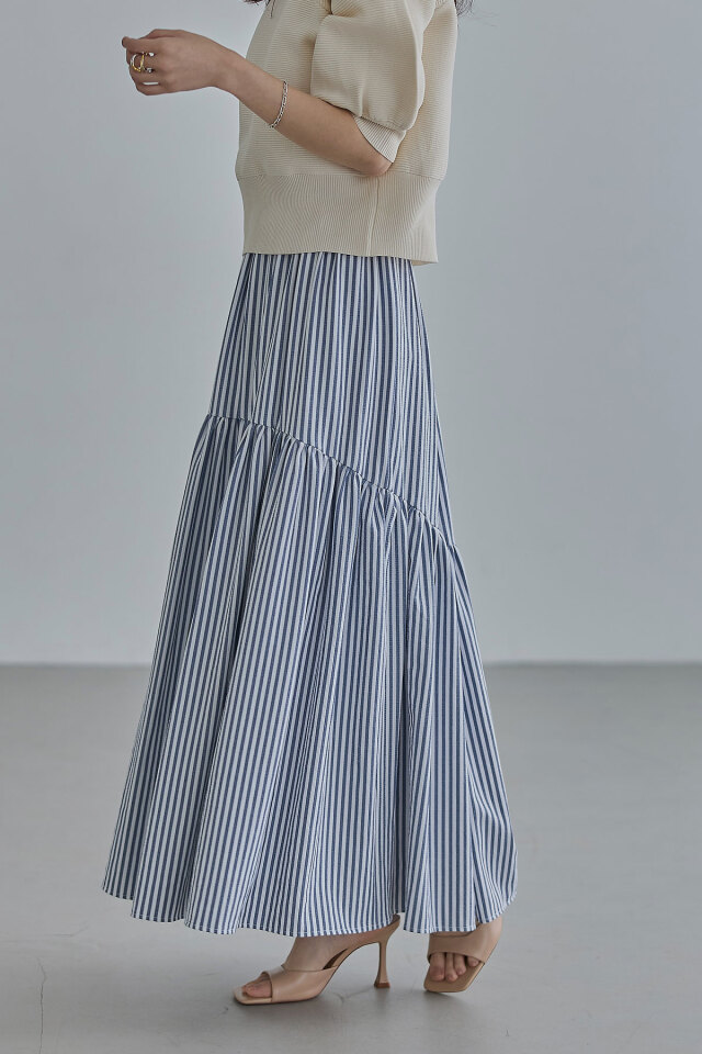 WEB限定】サッカーストライプスカート