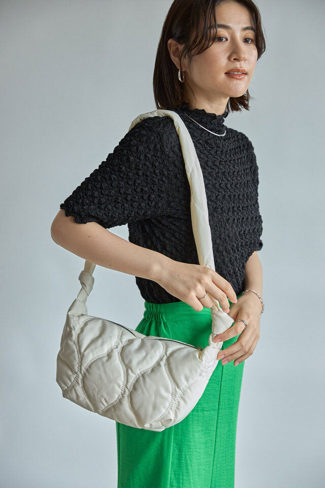 美品**BALLY**ホワイトキルティングパーティーバッグ キルティング BALLY(バリー) バッグ・カバン(レディース) - 海外