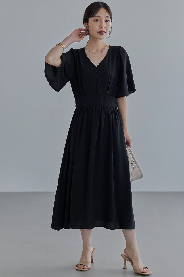 WEB限定】Vネック前釦開きワンピース