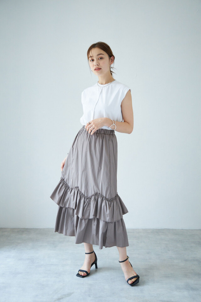 コムデギャルソン　生成り　コットン　ティアードスカート　ギャザースカート WEB限定】ギャザーフリルティアードスカート
