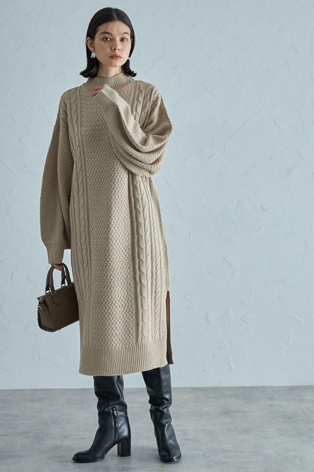 ケーブルハイネックワンピース