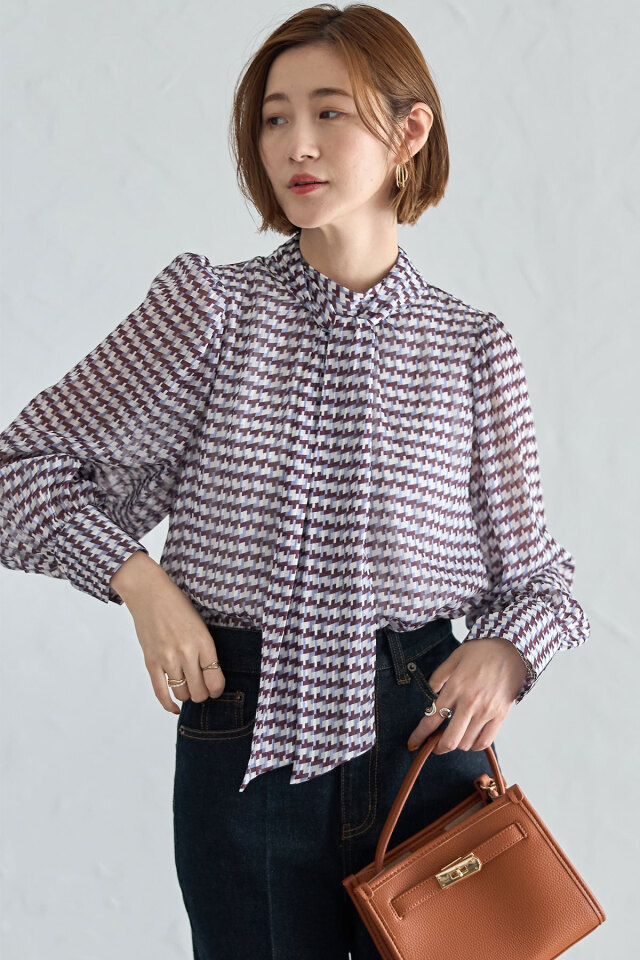 Sov. 幾何学ボウタイブラウス WEB限定】幾何学プリントボウタイ
