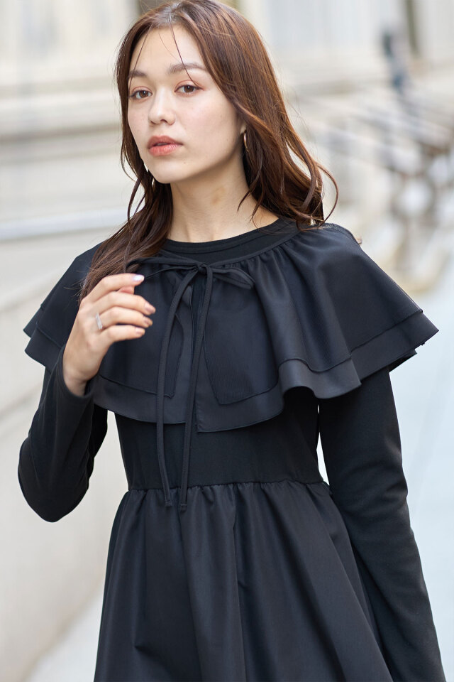 【最終値下げ】 Crossケープ付きワンピース WEB限定】マルチWAYケープワンピース