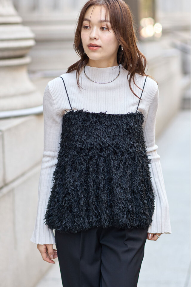 シャギーキャミソール※一部店舗のみ入荷