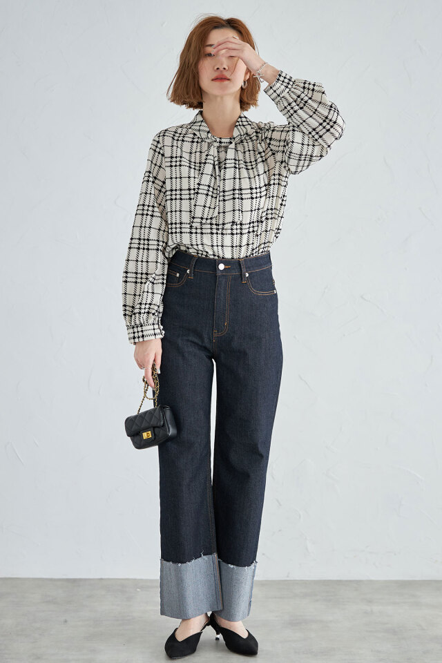 フロッキーチェックボウタイブラウス※一部店舗のみ入荷