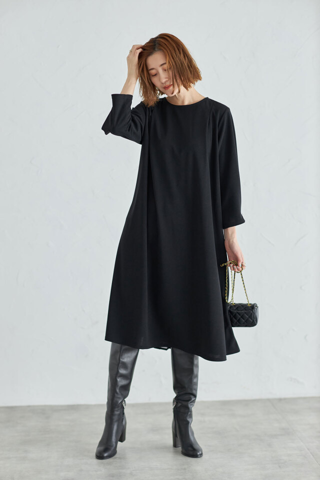 バックプリーツカットジョーゼットワンピース※一部店舗のみ入荷