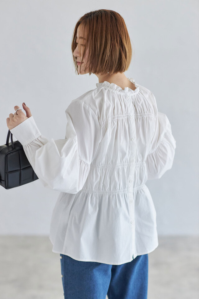 3.5万⭐️ENFOLD ウェーブシャーリングブラウス 美品　白 3.5万⭐️ENFOLD ウェーブシャーリングブラウス 美品 白 - メルカリ
