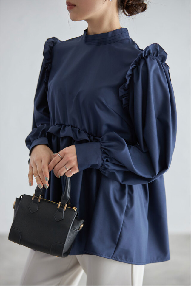 スタンドカラーギャザーフリルペプラムブラウス※一部店舗のみ入荷