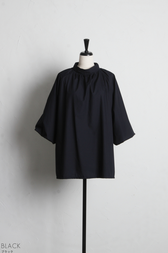 スタンドカラーバルーンスリーブブラウス※一部店舗のみ入荷