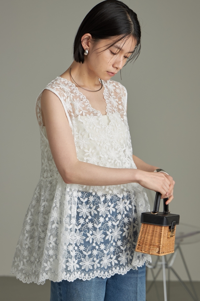 70s刺繍ベルベットベスト WEB限定】チュール刺繍ぺプラムベスト