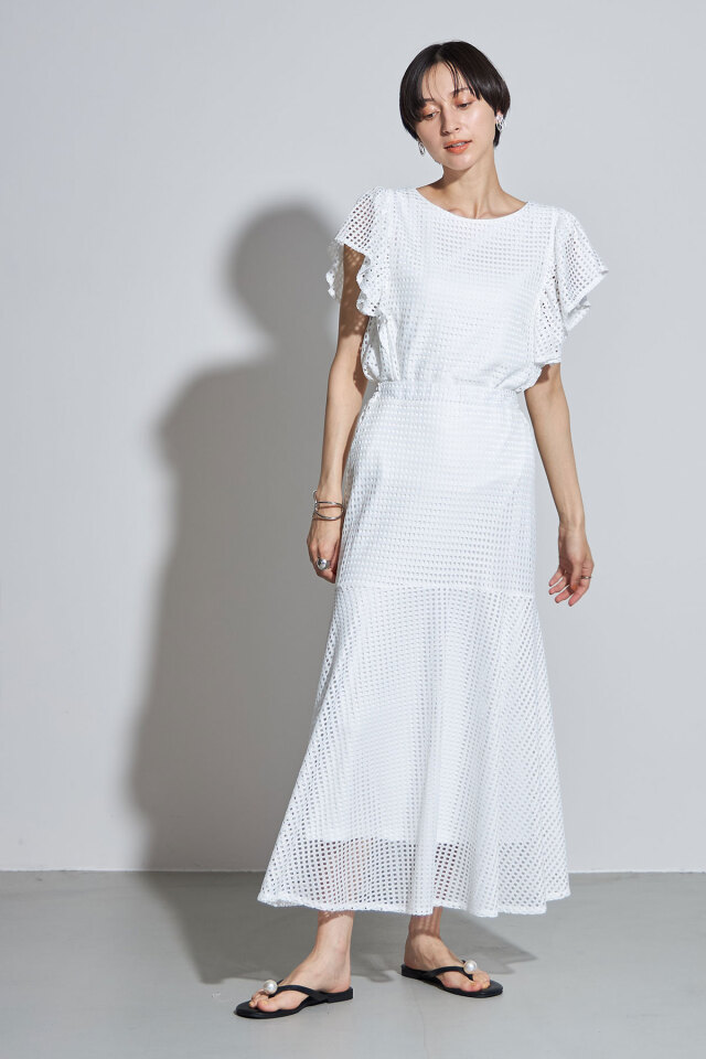 メッシュレース袖フリルプルオーバー