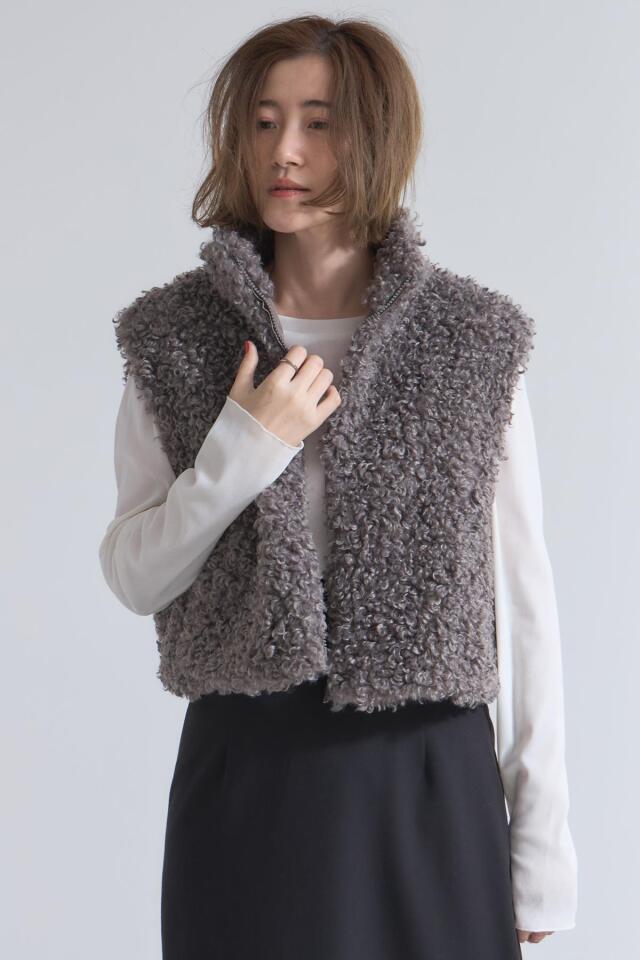 スタンドカラープードルファーベスト※一部店舗のみ入荷