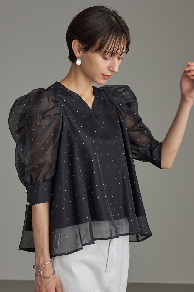 シアーオーガンジーパワショルドットブラウス※一部店舗のみ入荷