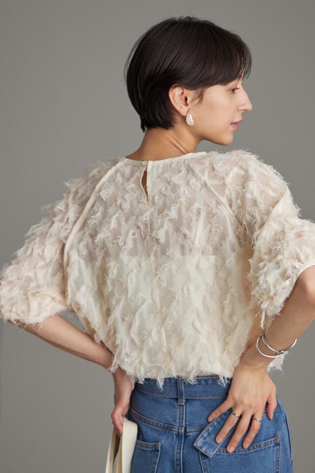 WEB限定】シアーフリンジラグランブラウス